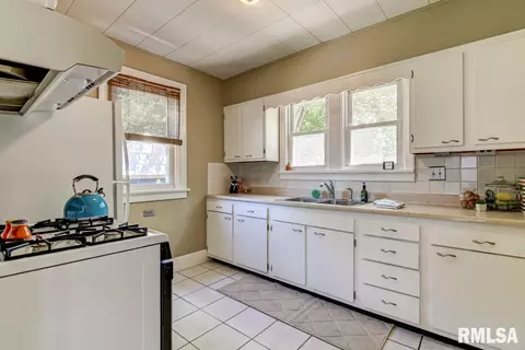 2508 S 7th St, Springfield, IL 62703 photo 15
