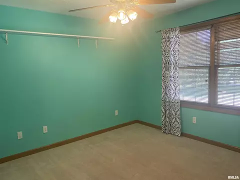 5412 Bunting Rd, Springfield, IL 62711 photo 8