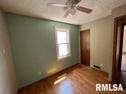415 W Vine St, Springfield, IL 62704 photo 12