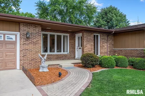 3113 Fullerton Dr, Springfield, IL 62704 photo 5
