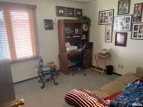 24 Brookside Pl, Springfield, IL 62704 photo 9