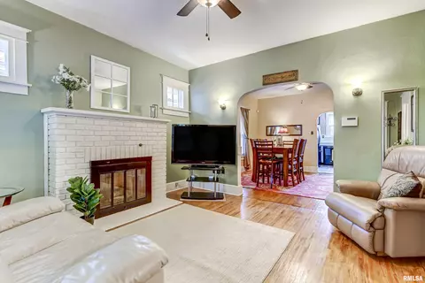 1826 Holmes Ave, Springfield, IL 62704 photo 7