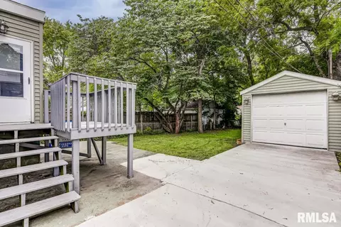 1126 S Walnut St, Springfield, IL 62704 photo 32