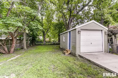 1126 S Walnut St, Springfield, IL 62704 photo 30