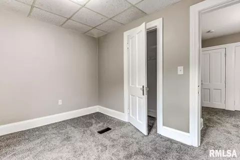 1126 S Walnut St, Springfield, IL 62704 photo 19