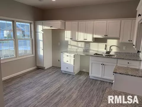 2926 Cronin Dr, Springfield, IL 62711 photo 6