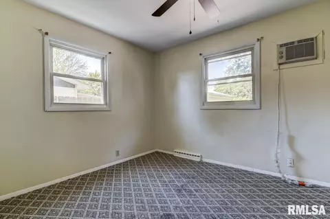 1509 Chalmers Ave, Springfield, IL 62703 photo 11