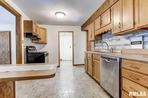 1509 Chalmers Ave, Springfield, IL 62703 photo 8