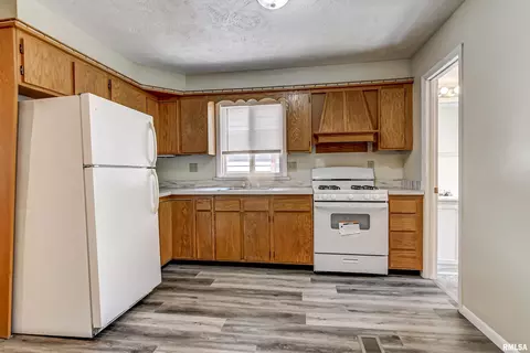 1832 S 2nd St, Springfield, IL 62704 photo 18