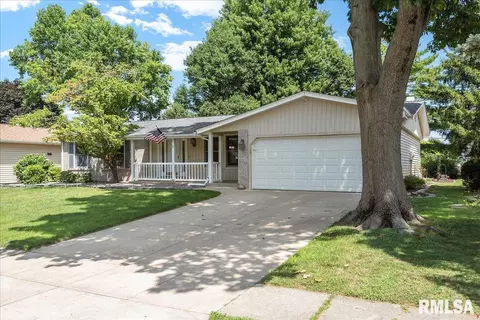 18 Red Oak Ln, Springfield, IL 62712 photo 3