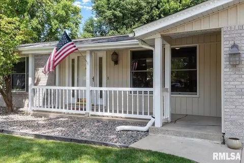 18 Red Oak Ln, Springfield, IL 62712 photo 4