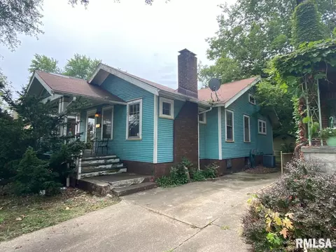2121 S 6th St, Springfield, IL 62703 photo 2