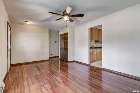 3812 Thrush Ln, Springfield, IL 62707 photo 7