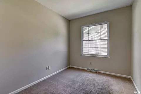 3812 Thrush Ln, Springfield, IL 62707 photo 17