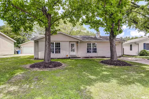 3812 Thrush Ln, Springfield, IL 62707 photo 2
