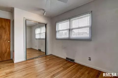 2272 Ramsey Ave, Springfield, IL 62702 photo 14