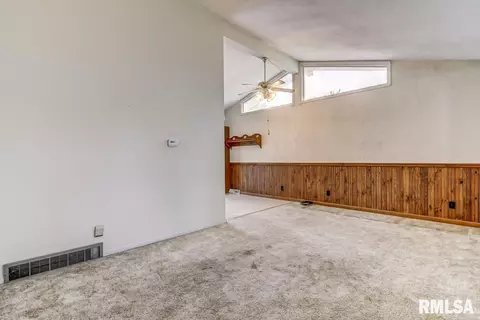 2272 Ramsey Ave, Springfield, IL 62702 photo 9