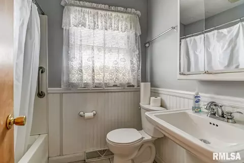 2272 Ramsey Ave, Springfield, IL 62702 photo 22