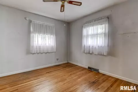 2272 Ramsey Ave, Springfield, IL 62702 photo 19