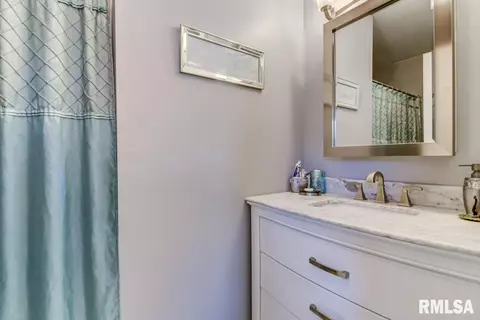 417 N 13th St, Springfield, IL 62702 photo 17