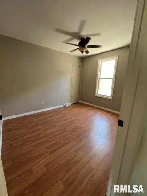 2308 Yale Blvd, Springfield, IL 62703 photo 8