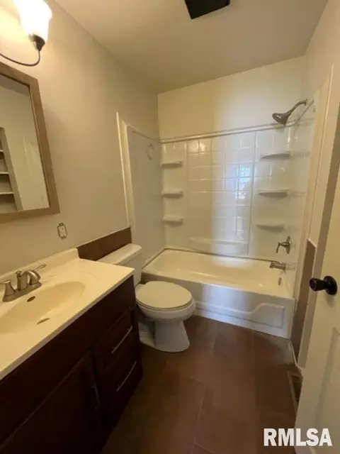 2308 Yale Blvd, Springfield, IL 62703 photo 10