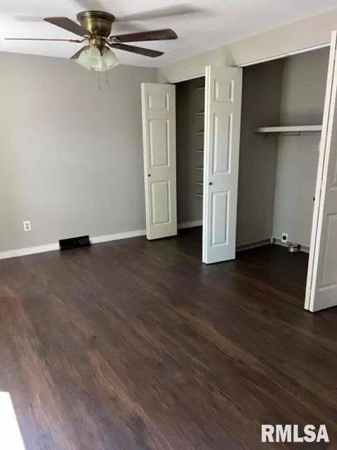 2308 Yale Blvd, Springfield, IL 62703 photo 14