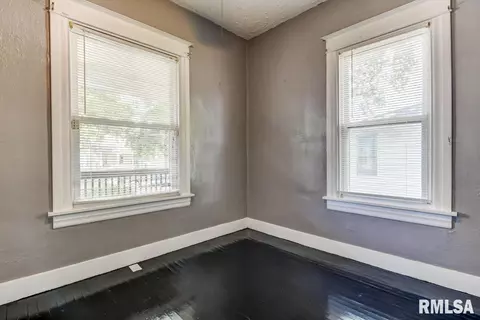 2004 S Spring St, Springfield, IL 62704 photo 19