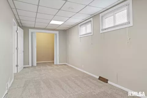 2137 N 16th St, Springfield, IL 62702 photo 13