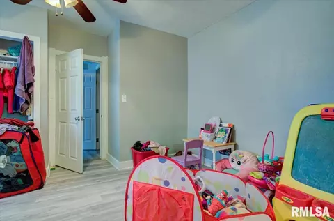 2237 Yale Blvd, Springfield, IL 62703 photo 8