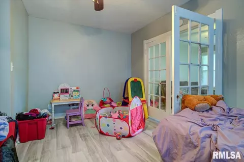 2237 Yale Blvd, Springfield, IL 62703 photo 6