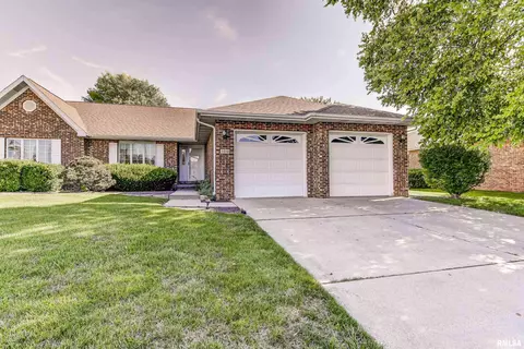 5010 Eagle Rdg, Springfield, IL 62711 photo 2