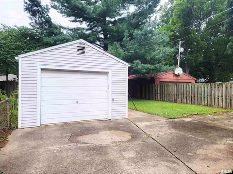 2115 S Lowell Ave, Springfield, IL 62704 photo 13