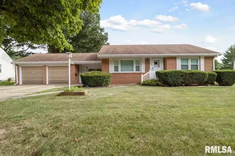 1906 E Hood St, Springfield, IL 62703 photo 1