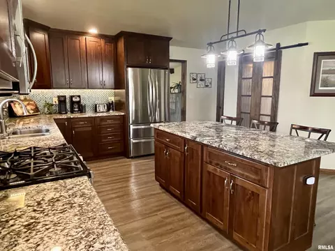 9517 Columbus Rd, Fowler, IL 62338 photo 3