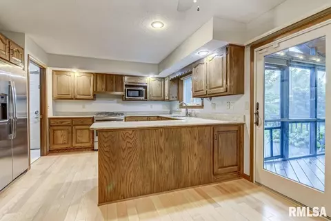 3109 Kensington Dr, Springfield, IL 62702 photo 14