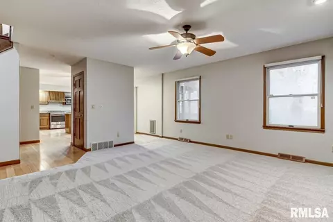 3109 Kensington Dr, Springfield, IL 62702 photo 22