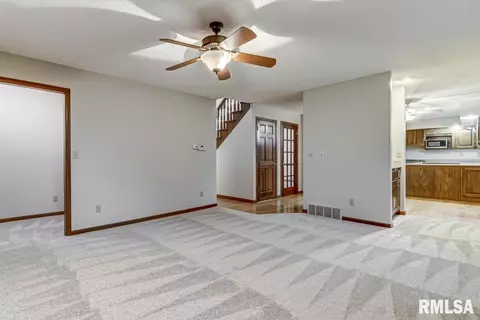 3109 Kensington Dr, Springfield, IL 62702 photo 24