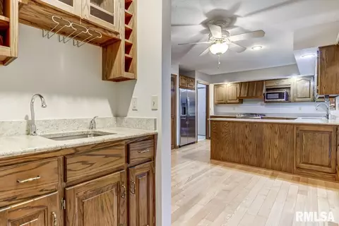 3109 Kensington Dr, Springfield, IL 62702 photo 7
