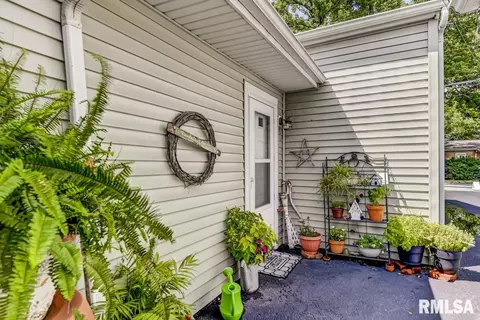1528 W Selinger St, Springfield, IL 62702 photo 27