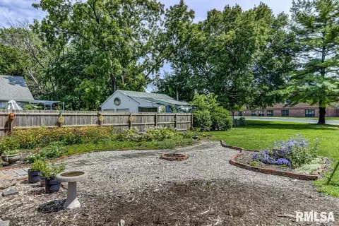 1528 W Selinger St, Springfield, IL 62702 photo 25