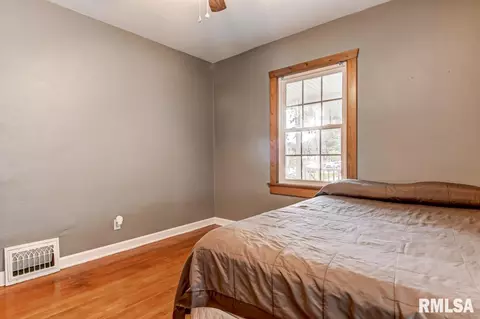 1732 S Walnut St, Springfield, IL 62704 photo 17