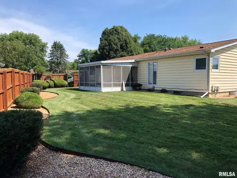 4119 Glendale Dr, Springfield, IL 62703 photo 2