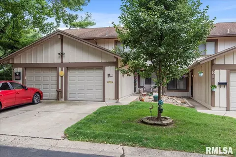 4 Juniper Ln, Springfield, IL 62704 photo 2