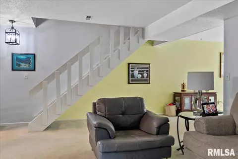 4 Juniper Ln, Springfield, IL 62704 photo 7