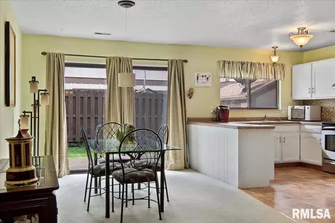 4 Juniper Ln, Springfield, IL 62704 photo 13