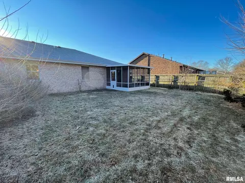 3103 Turning Mill Dr, Springfield, IL 62704 photo 18