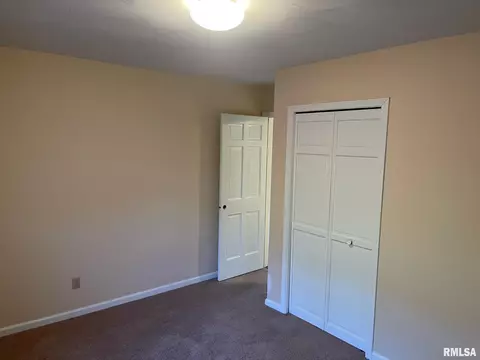 3103 Turning Mill Dr, Springfield, IL 62704 photo 12