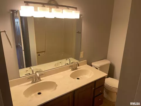 3103 Turning Mill Dr, Springfield, IL 62704 photo 9