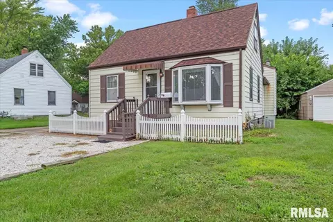 2107 E Buchanan St, Springfield, IL 62703 photo 2
